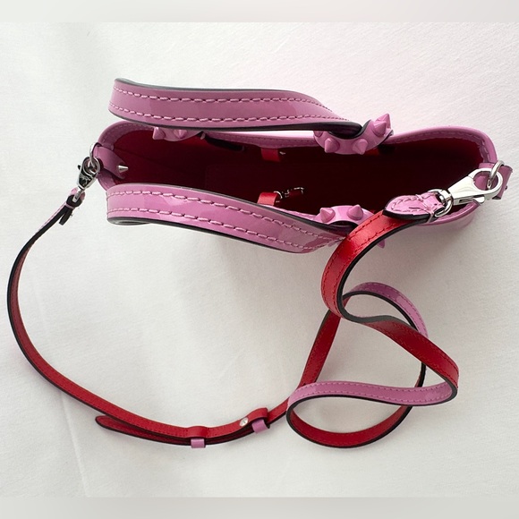 ✨New CHRISTIAN LOUBOUTIN Cabata Nano East West Patent Leather Tote Bag Gummy - Picture 7 of 14